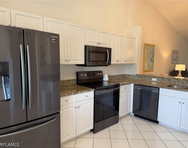 9009 Michael Circle - Photo Thumbnail 4