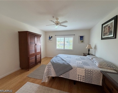 9009 Michael Circle - Photo Thumbnail 14