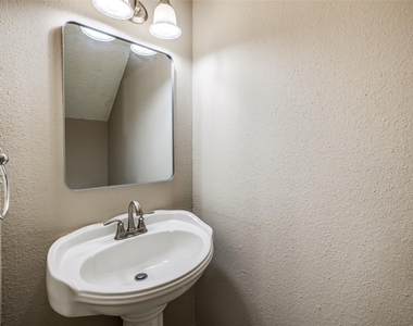 3654 Ocee Street - Photo Thumbnail 8