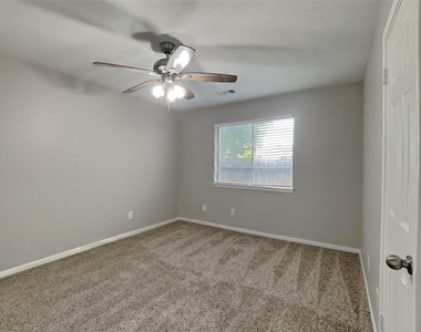 14515 Enola Drive - Photo Thumbnail 13