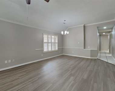 14515 Enola Drive - Photo Thumbnail 2