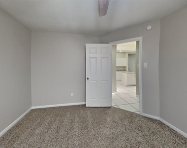 14515 Enola Drive - Photo Thumbnail 12