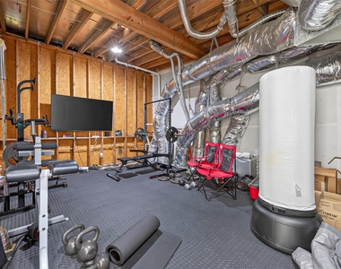 607 Memorial Heights Drive - Photo Thumbnail 27