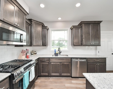20103 Highway 36 - Unit A - Photo Thumbnail 15