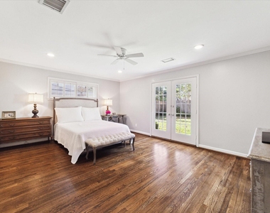 737 Country Lane - Photo Thumbnail 8