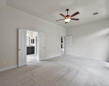 122 Kinnerly Peak Place - Photo Thumbnail 17