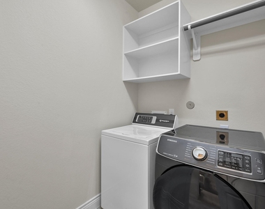 122 Kinnerly Peak Place - Photo Thumbnail 26