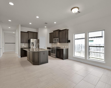 122 Kinnerly Peak Place - Photo Thumbnail 11