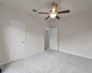 122 Kinnerly Peak Place - Photo Thumbnail 22