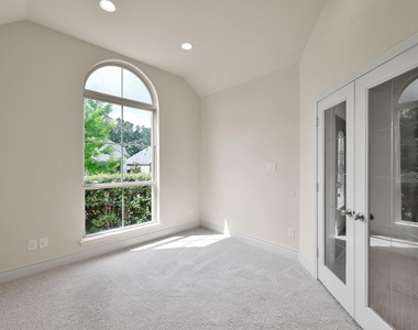 122 Kinnerly Peak Place - Photo Thumbnail 4