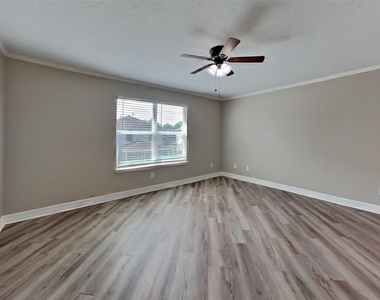 19526 Rocky Bank Drive - Photo Thumbnail 5