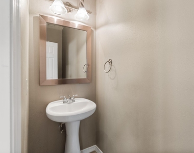 4223 Rose Street - Photo Thumbnail 15
