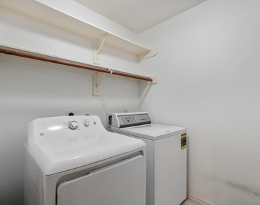 4223 Rose Street - Photo Thumbnail 27