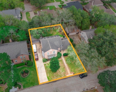 18310 Spellbrook Drive - Photo Thumbnail 47