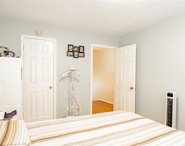 18310 Spellbrook Drive - Photo Thumbnail 8