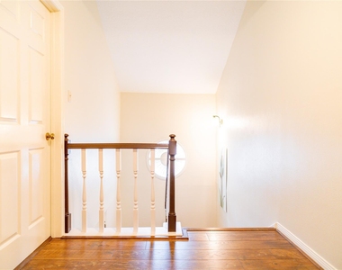 18310 Spellbrook Drive - Photo Thumbnail 27