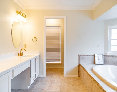 18310 Spellbrook Drive - Photo Thumbnail 14
