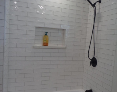 2035 Sherwood Forest Street - Photo Thumbnail 11