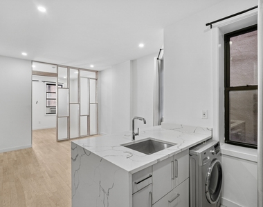 212 Lafayette Street - Photo Thumbnail 6
