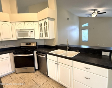 3429 Lawn Brook Court - Photo Thumbnail 10