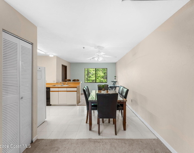 7814 Shadowood Drive - Photo Thumbnail 6