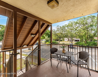 7814 Shadowood Drive - Photo Thumbnail 2