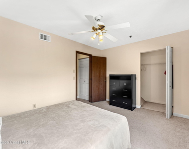 7814 Shadowood Drive - Photo Thumbnail 21