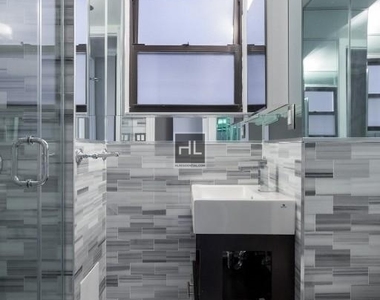 W 103rd St. - Photo Thumbnail 5
