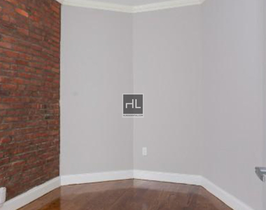 W 103rd St. - Photo Thumbnail 5