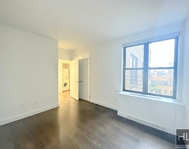 666 West End Avenue - Photo Thumbnail 6