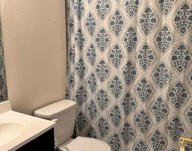 4507 Yorkshire Avenue - Photo Thumbnail 12