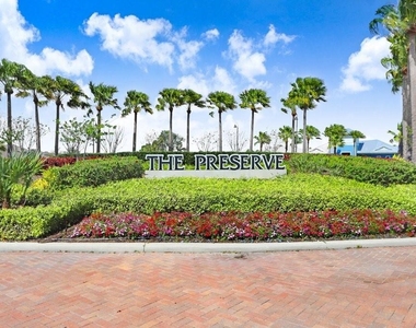 3044 Suncoast Plains Drive - Photo Thumbnail 31