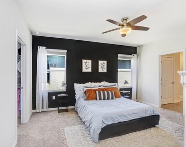 3044 Suncoast Plains Drive - Photo Thumbnail 19
