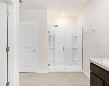 3044 Suncoast Plains Drive - Photo Thumbnail 24