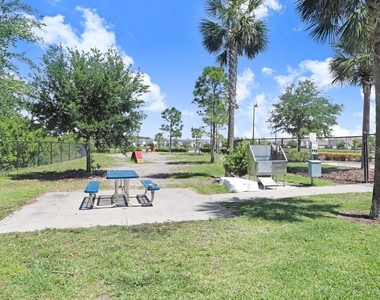 3044 Suncoast Plains Drive - Photo Thumbnail 37