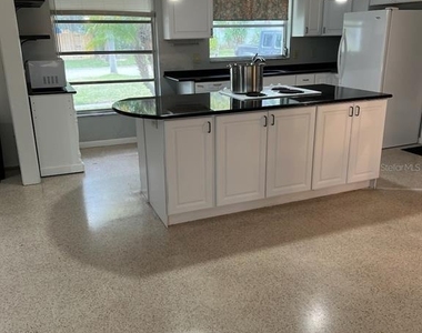 2245 Cedar Drive - Photo Thumbnail 10