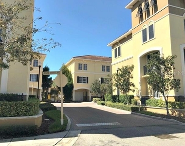 105 S Sherrill Street - Photo Thumbnail 1