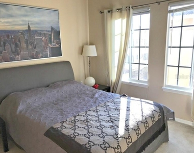 105 S Sherrill Street - Photo Thumbnail 9