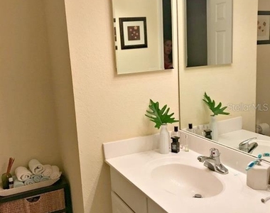 105 S Sherrill Street - Photo Thumbnail 11