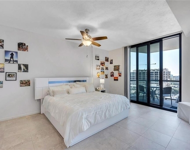 1 Beach Drive Se - Photo Thumbnail 10