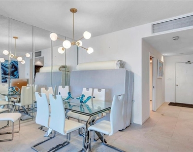 1 Beach Drive Se - Photo Thumbnail 3