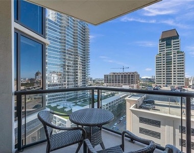 1 Beach Drive Se - Photo Thumbnail 14