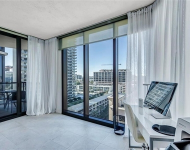 1 Beach Drive Se - Photo Thumbnail 5