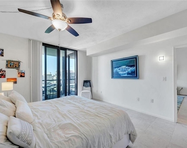 1 Beach Drive Se - Photo Thumbnail 11