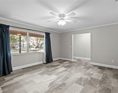 6928 Greenhill Place - Photo Thumbnail 5