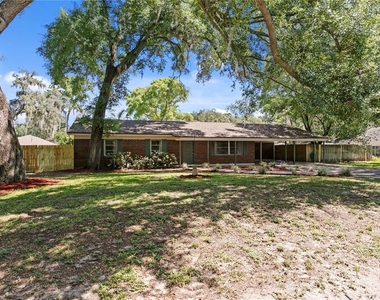 6928 Greenhill Place - Photo Thumbnail 1