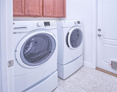 11619 Iris Spring Court - Photo Thumbnail 32
