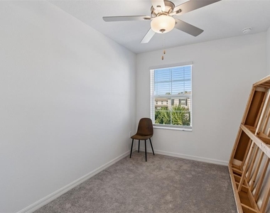 6076 Shiner Street - Photo Thumbnail 20