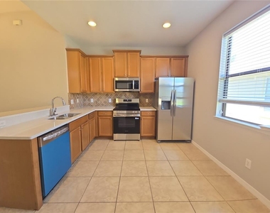 5201 Sunset Canyon Drive - Photo Thumbnail 6