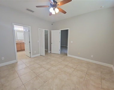 5201 Sunset Canyon Drive - Photo Thumbnail 24